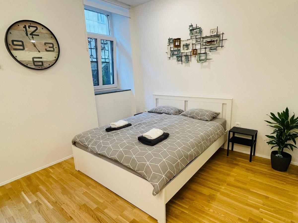 Loni'S Place Apartments Ljubljana Eksteriør billede